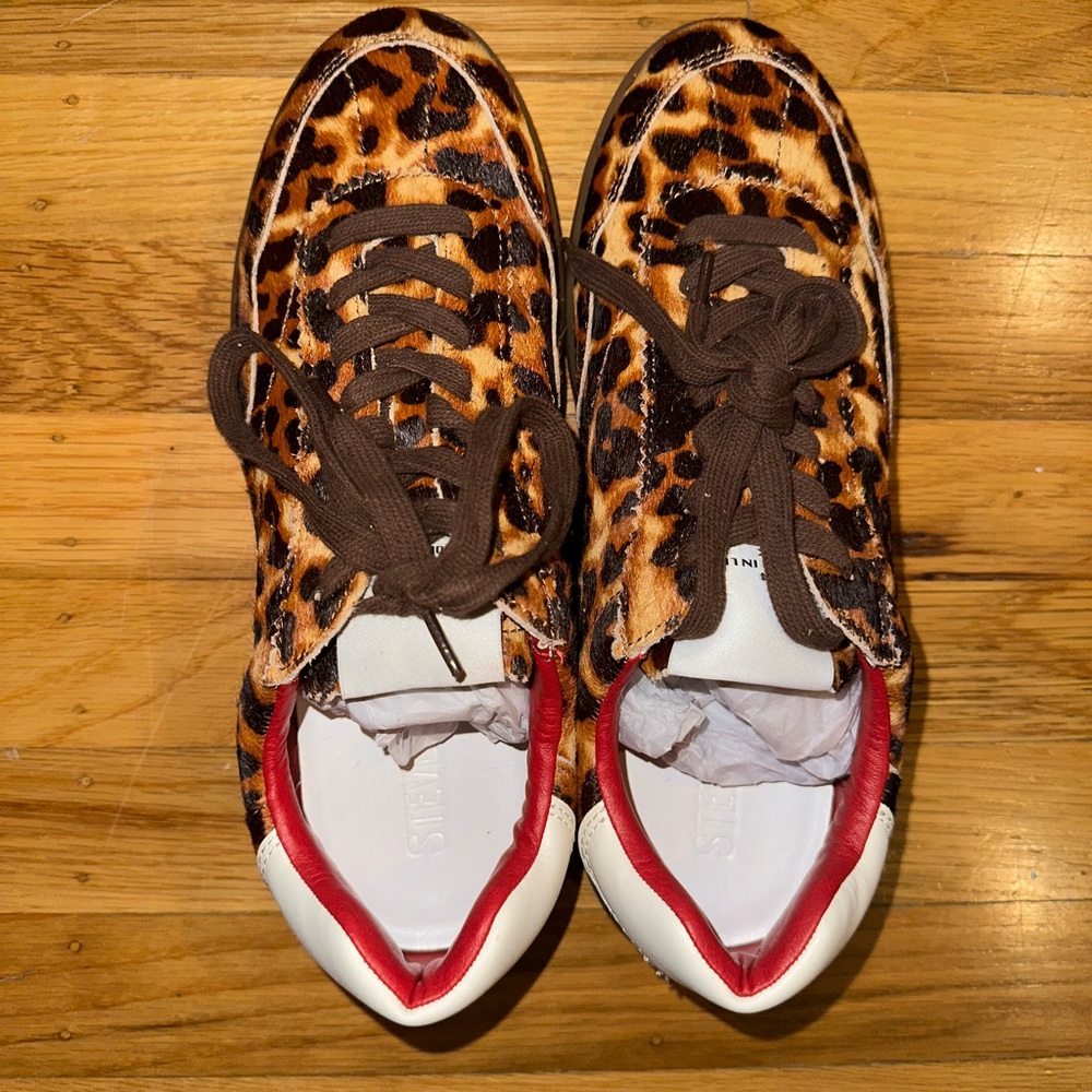 Steve Madden Leopard Print Sneakers WOMENS US 9.5. NEW WITH BOX